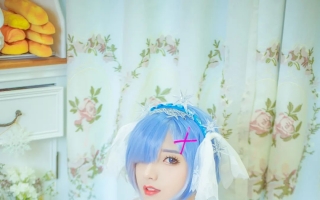 cos：蕾姆冰晶礼服cos正片@彩奈